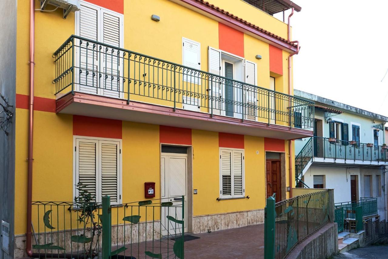 Triparni Bouganville House - Casa Vacanze מראה חיצוני תמונה