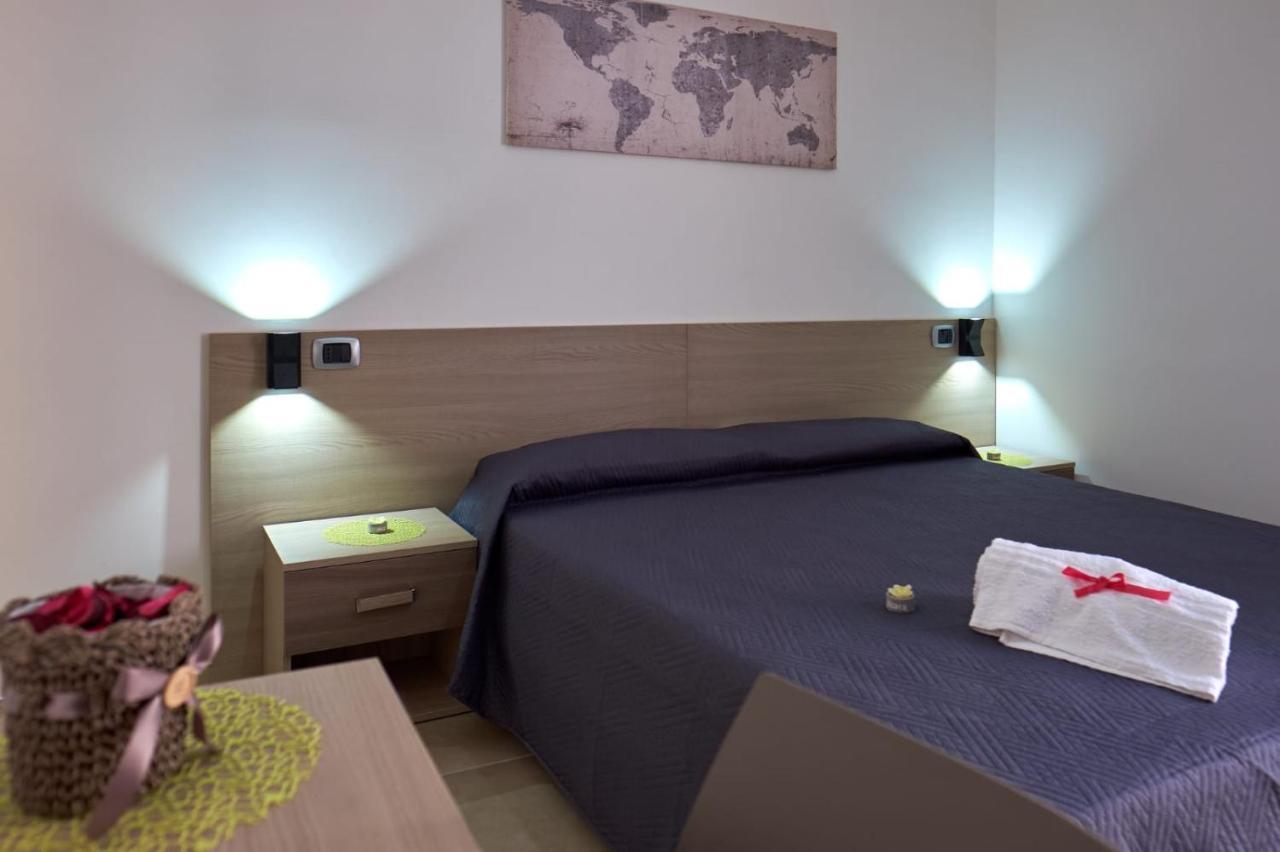 Triparni Bouganville House - Casa Vacanze מראה חיצוני תמונה